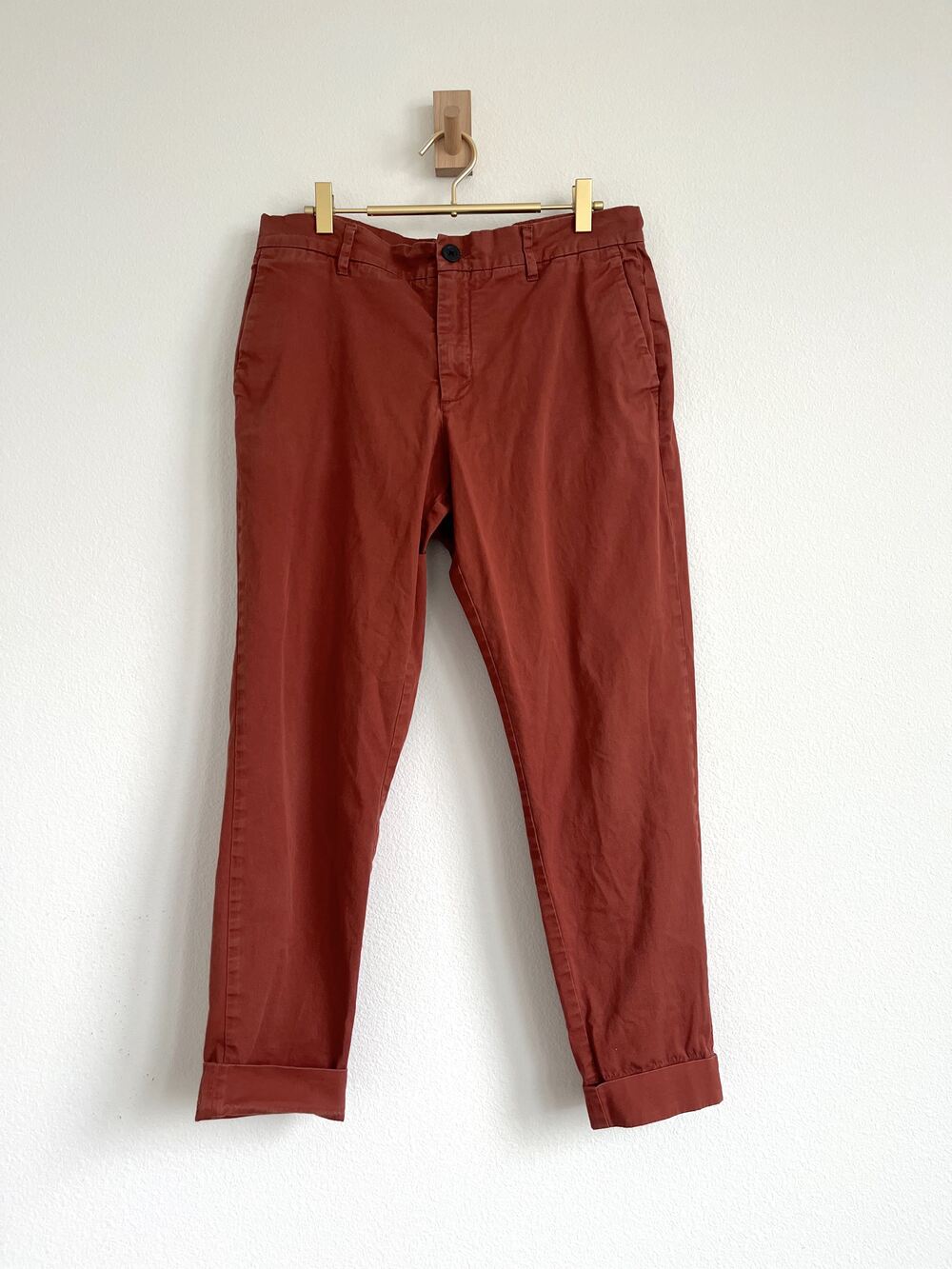 Wildfang Essential Slim Taper Chino Pants - Rust Orange - Size 8